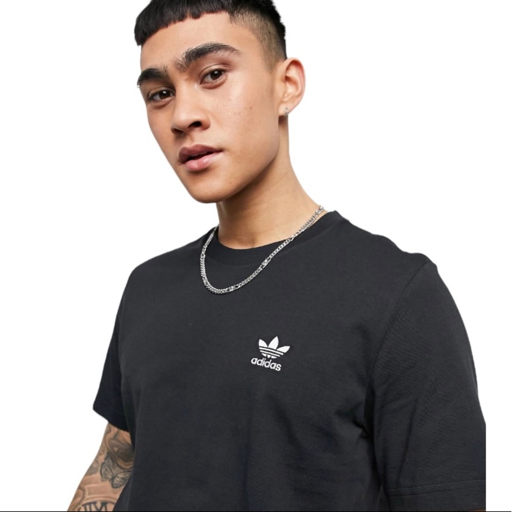 ADIDAS ESSENTIAL TEE GN3416 Black Tee NWT size XL
